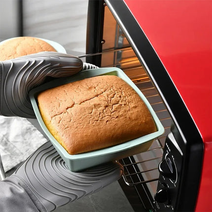 Silicone Square Cake Plate – Non-Stick Oven & Air Fryer Safe