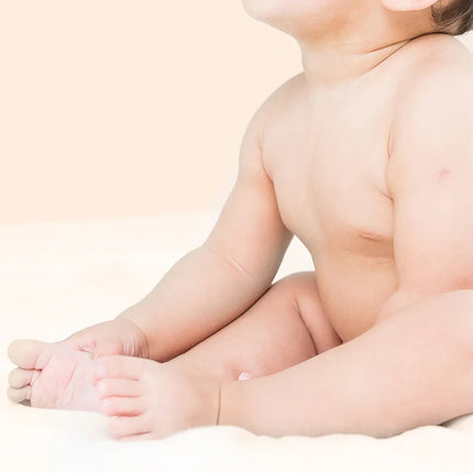 Title: Silicone Baby Feeding Spoon Bottle