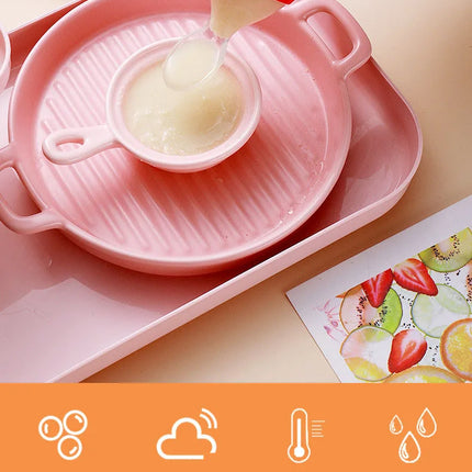 Title: Silicone Baby Feeding Spoon Bottle